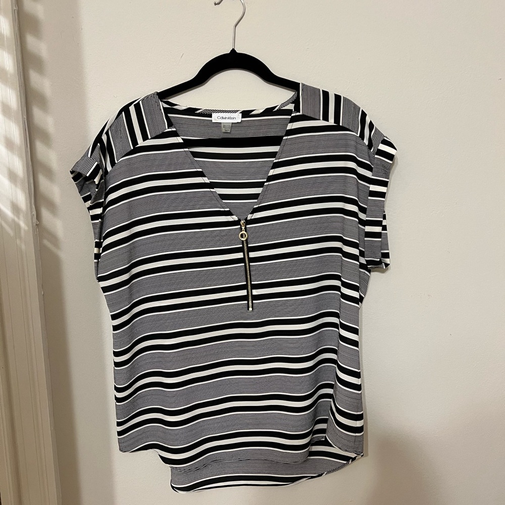 Calvin Klein Suit Top Gold Zipper!